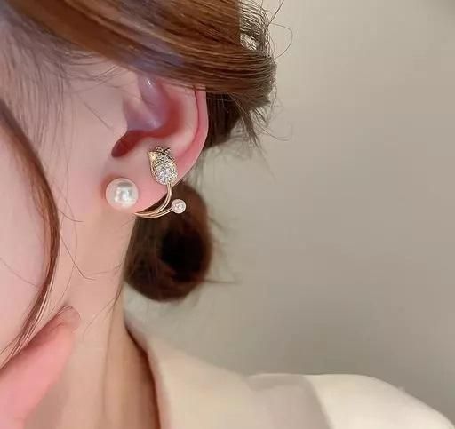 Damla New Pearl Tulip Flower Earrings For Women High Sense Light Luxury Stud Earring