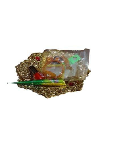 Thamboolam Set Sumangali Thambulam Return Gift plate Navratri Shringaar/Shringar Puja Kit late Sumangli return gift set womens mangal sutra yellow rope,haldi turmeric powder & kumkum W21cm H 4cm L21cm