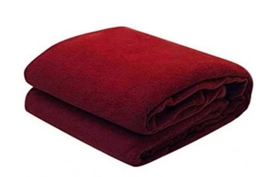 Ilsha® 250 TC Solid/Plain Light Weight Polar Fleece Single Warm Or Hot AC Blanket (Red, Standard, 90X60 Inches), Skin Friendly