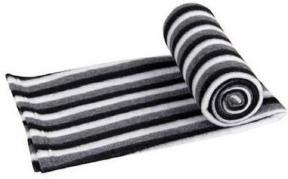 Wavva® Polyester & Polyester Blend 500 TC Blanket (Single_Black and White), reversible, Pack of 1