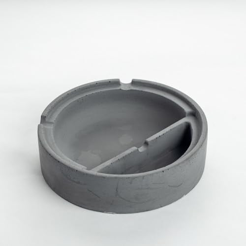 Circ- Circular Concrete Ashtray