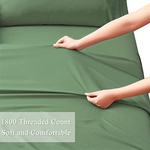 Horbaunal Extra Deep Pocket Queen Fitted Sheet Only - Fits Up to 24 Inch Mattress - Luxury 1800 Thread Count - Microfiber Forest Green Fitted Bed Sheet Queen Size