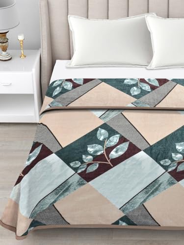 FABINALIV Multicolor Geometric 230 GSM Ultra Soft Double Bed AC Blanket (FLBK-1005-Multi)