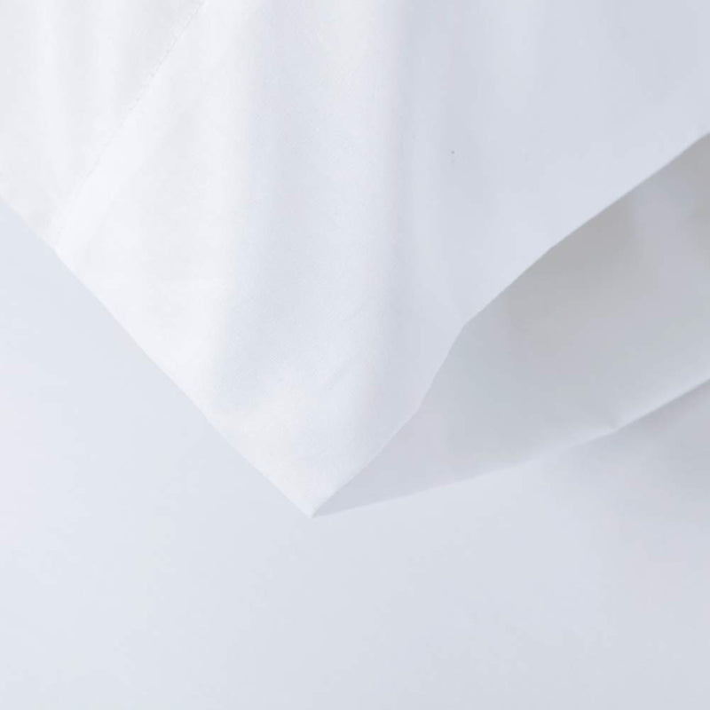 ELINEN Queen Size Percale Bed Sheets, 200 Thread Count Cotton Polyester Blend Sheet Set,Wrinkle Free,Breathable,Crisp Refreshing Feeling, 60 Cotton 40 Polyester Cotton Rich Sheets 4 PC(White,Queen)