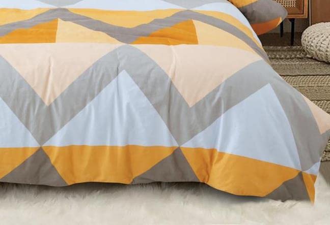 Livmoda 350TC Super Soft Glace Cotton King Size AC Quilt-Blanket-Comforter Set Double Bed with 1 Flat Bedsheet and 2 Pillow Cover- Orange Blocks (4 pc Comforter Set)