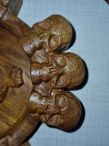 Handcrafted Premium Wooden Skull Ashtray, 18 x 18 cm, Gothic Design with 13 Carved Skulls, 4 Holders