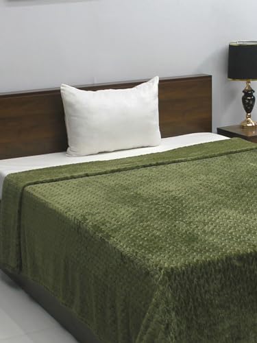 Bombay Dyeing 290 GSM 100% Polyester Olive Fidilis Jacquard Single AC Blanket,Travel Blanket & Camping.