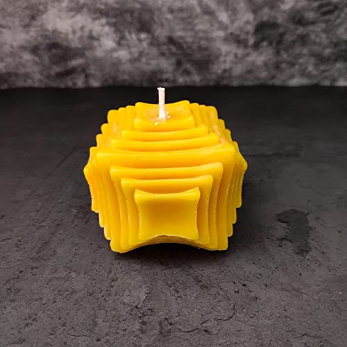 ADYATI HOME DECOR SCENETD Square Optical Illusion Candle in Mandarin Fragrance in Lemony ORANGEY Blend