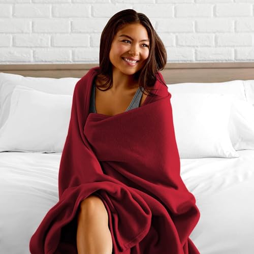 STARNSTYLE Polar Fleece Blanket Warm & Cozy - Premium Fleece Blanket - Blanket for Double Bed, Sofa, Camping, Travel and Cold Nights - Lightweight Blanket (Double Bed 90x90 Inches) Maroon