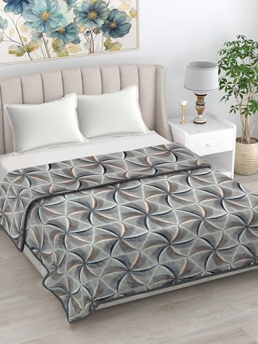 FABINALIV Multicolor Abstract 290 GSM Ultra Soft Double Bed AC Blanket (FLBK-1002-Multi)