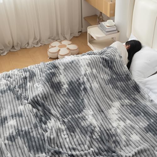 HOKIPO 220 GSM Gradient Flannel AC Throw Blanket Double Bed Queen, 200x230 cm / 6.5x7.5 feet, Grey (AR-5260-GRY)