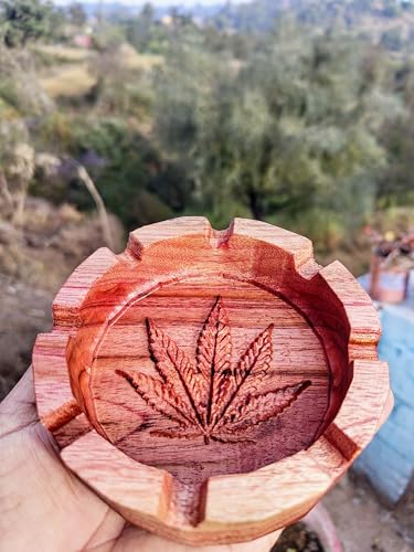 Handcrafted Wooden Ashtray with Carved Leaf Design, Standard Size,Round Shape, 8 Holders, Perfect for Gift & Home Decor - Pack of 1