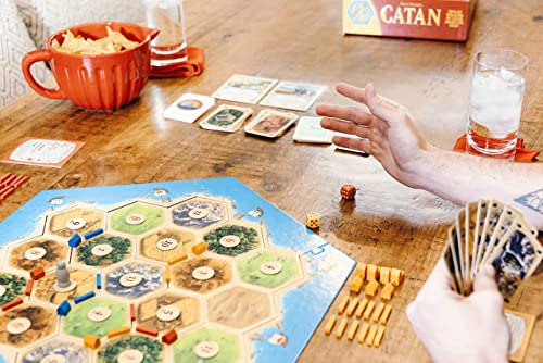 Catan Cardboard Mayfair Games 5th Edition, Pack Of 1, Multicolor, Big Kid