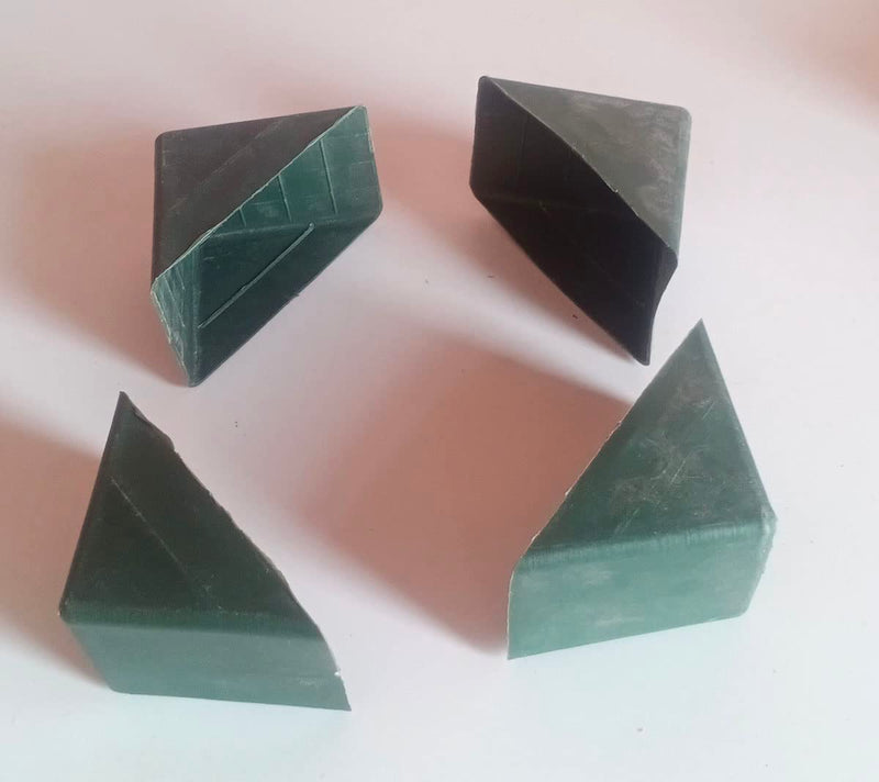 Plastic Tiles Corner (20 Pcs) Green Colour