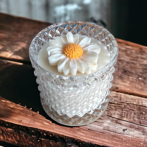 Shama Candles by Dreamliner | Daisy Diamond Pattern Soy Candle Jar | Plant-Based Wax | Elegant Design | Scented Aromatic Fragrance | Up to 45 Hours of Burning | Best Gift | 200gms (Lavender)