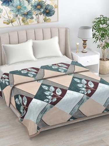 FABINALIV Multicolor Geometric 230 GSM Ultra Soft Double Bed AC Blanket (FLBK-1005-Multi)