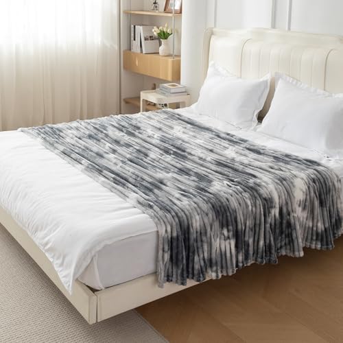 HOKIPO 220 GSM Gradient Flannel AC Throw Blanket Double Bed Queen, 200x230 cm / 6.5x7.5 feet, Grey (AR-5260-GRY)