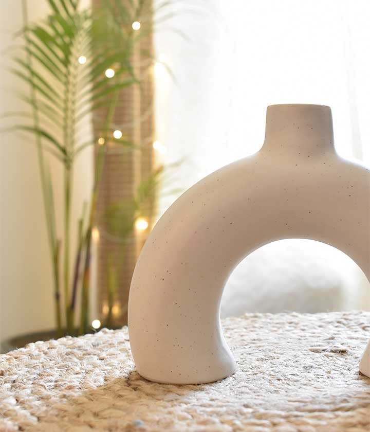 Bumbleberry - White Half Donut/Ring Vase | Flower Vase | Ceramic Vase | Pampas Grass Vase | Home Decor Centrepiece | Decor Showpiece 6 Inches (Pack of 1)