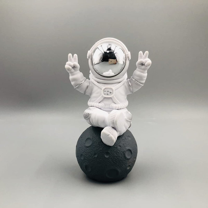 Street27® Cute Outer Space Astronaut Figurine Action Figure Toys Statue for Showpiece Home Living Room Decor Office Desktop Decoration Car Dashboard, Kids Birthday Party Gift, Resin