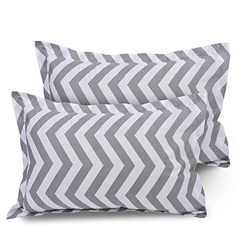 HUESLAND by Ahmedabad Cotton 120 TC Cotton Bedsheet for Double Bed with 2 Pillow Covers - White, Grey