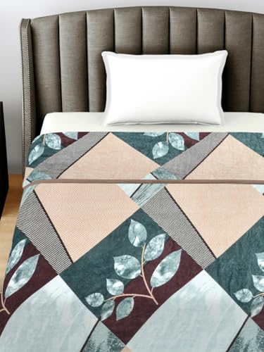 FABINALIV Multicolor Geometric 230 GSM Ultra Soft Single Bed AC Blanket (FLSBK-1005-Multi)