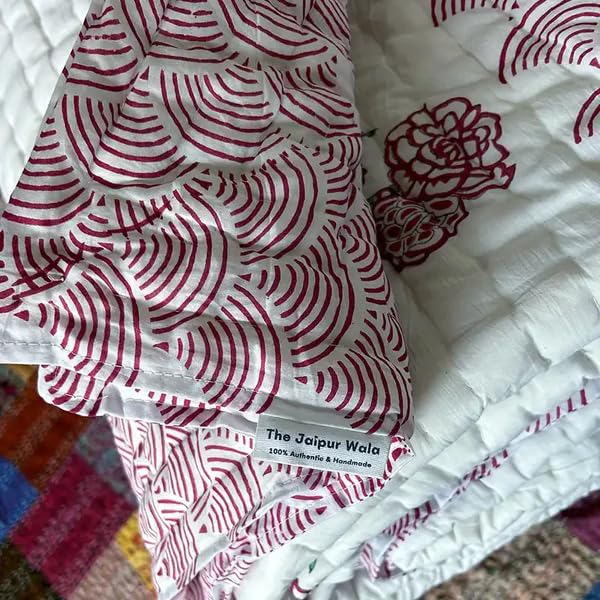 THE JAIPUR WALA Organic Mulmul Cotton Quilt - Rose