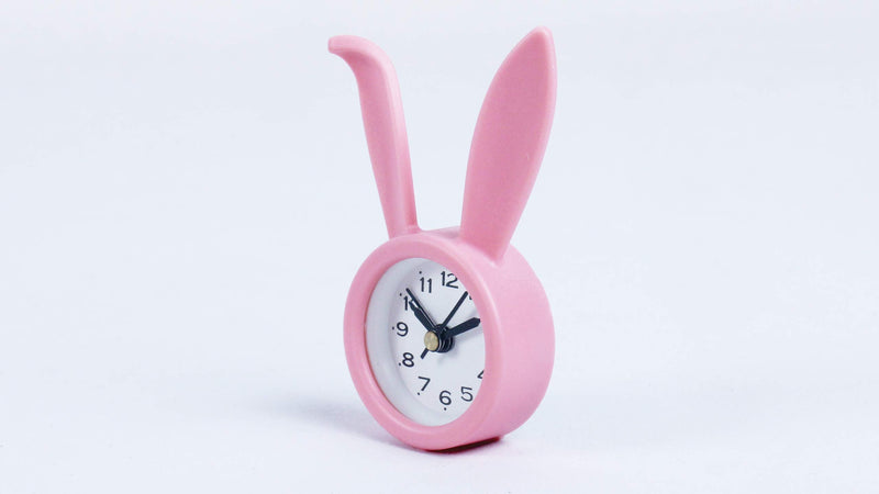 fab5 Plastic Rabbit Shape Decorative Table Clock (Pink)