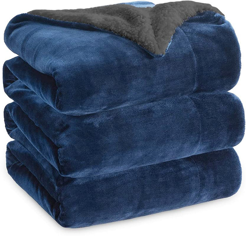 VAS COLLECTIONS - Polyester Micromink Summer AC Blanket Grey Sherpa Super Soft Flannel Solid/Plain AC Dohar/Comforter,Size 220 x 230 Cms (Double) (Approx 7.6 x 7 ft) (Blue & Grey)