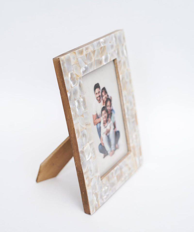 HOMEARTE INDIA Mother of Pearl Table Photo Frame Decor as Birthday Gifts, Anniversary, Wedding Gifts for Friends, Couples, and Parents