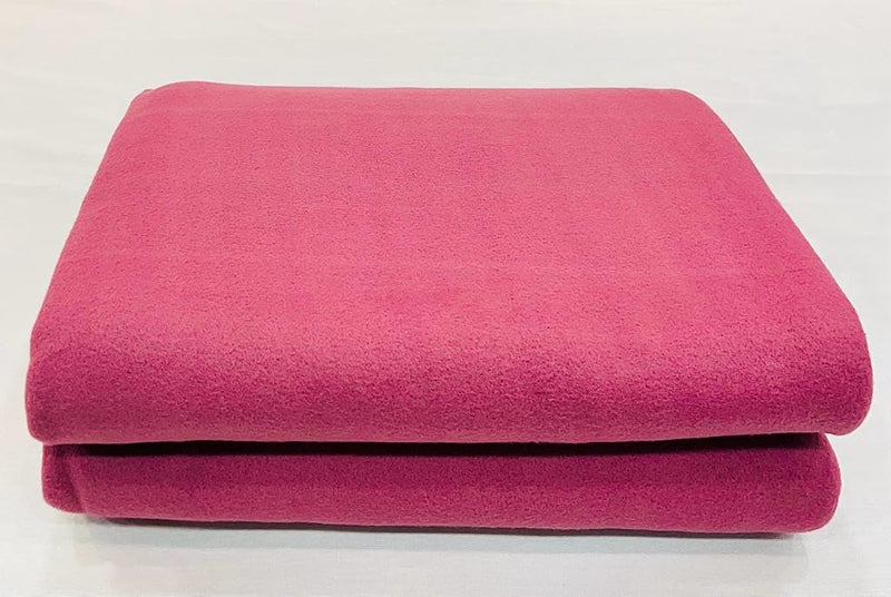 Bombay Dyeing All Season Double bed Very Soft & Cozy Light Weight Poly Acrylic Fleece Blanket. (Size : 220 cm x 240 cm) (Rose)