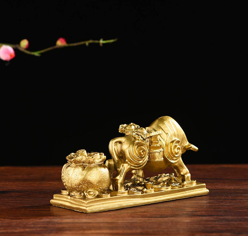 BRASSTAR Resin fengshui Statue Bull Bring You Gold Attract Wealth Fortune Luck Gather Wall Street Business Gifts Financial Securities Mascot Office Home Decor PTWQ020