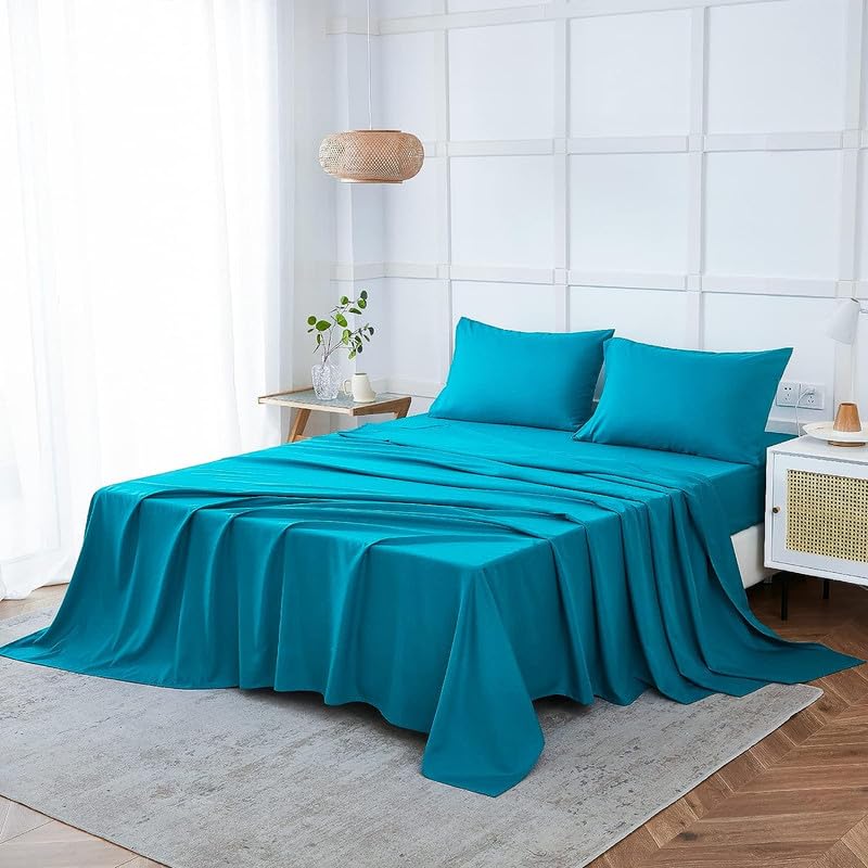 Elegio Plain Colour Double Bedsheet - Soft Brushed Microfiber Fabric - Shrinkage & Fade Resistant Solid Colour Bedsheet - Easy Care - 1 King Size Bedsheet and 2 Pillow Covers (92x102 Inches, Teal)