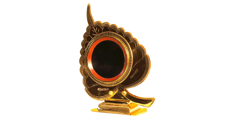 ARANMULA KANNADI Aalila Peedom Kannadi Brass Metal Hand Mirror