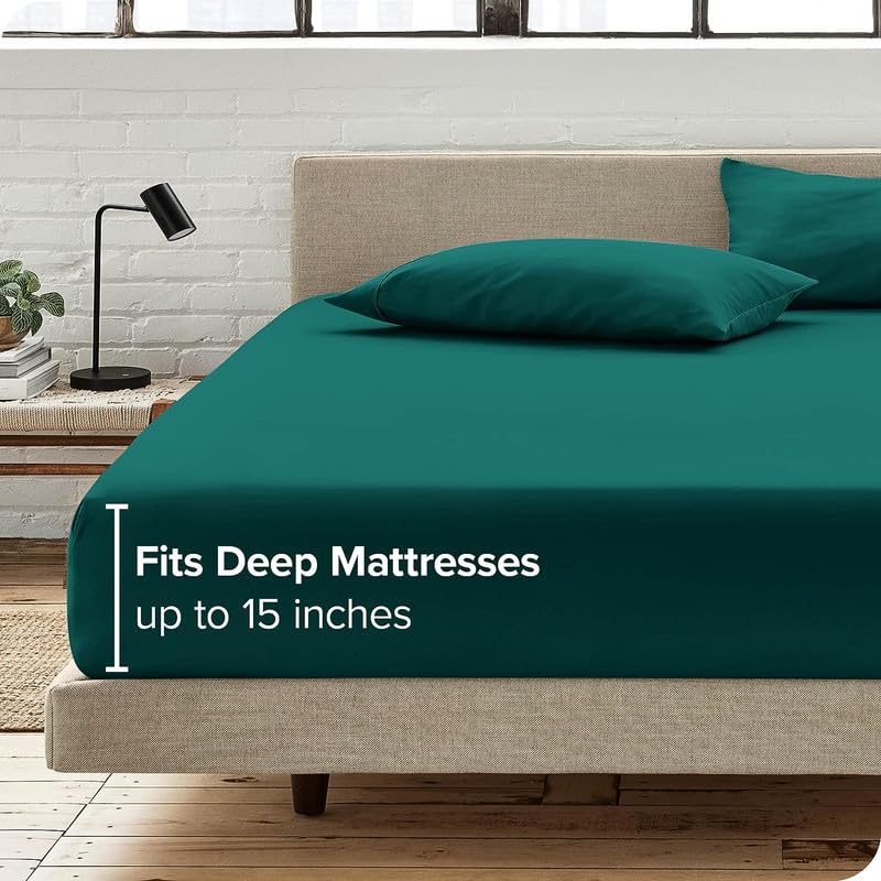 Rajasthan Crafts Soft Brushed Microfibre Solid Colour Fitted King Size Bedsheet with 2 Pillow Covers - Shrinkage & Fade Resistant Plain Colour Bedsheet - Fits upto 8 inch Mattress (72x78 Inches, Teal)