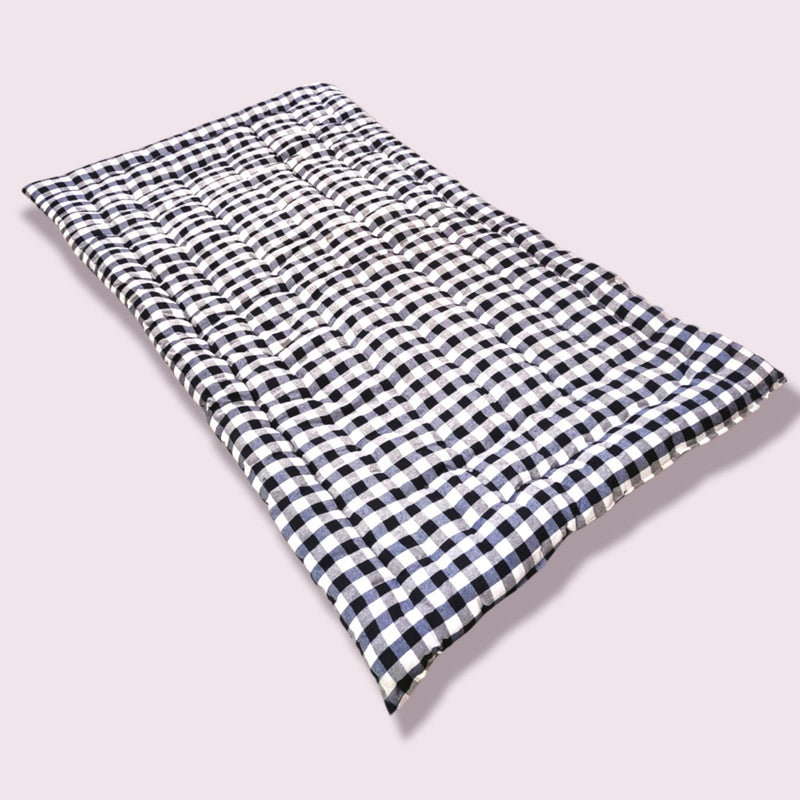 ATOOTFUSION Soft Double Bed Cotton Quilt | Cotton Mattress Light Weight Medium Firm Foldable Reversible Cotton Mattress | Gadda Medium Firm, White and Black Checkered (Super King (78X72 Inches))