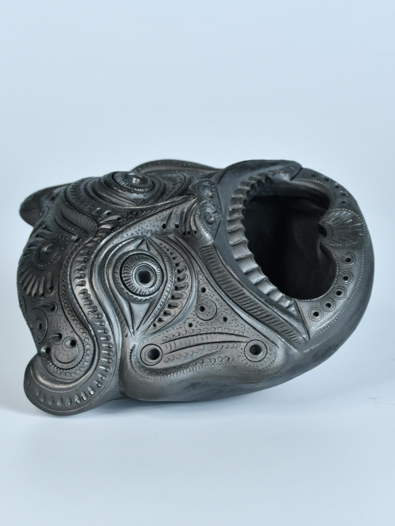 Mayii - Handcrafted Tribal Terracotta Ashtray Deity showpiece, Set of 1 Premium Terracotta Made Tabletop Home Decor for Living Room and Gifting(12 cm,Black)