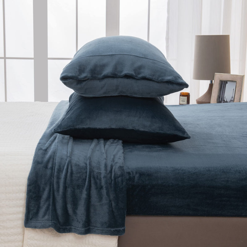 Great Bay Home Extra Soft Velvet Plush King Micro Fleece Sheet Set | Deluxe Microplush Non Pilling Sheets, Deep Pocket | Lavish Sherpa Velvet Luxe Collection (King, Denim Blue)