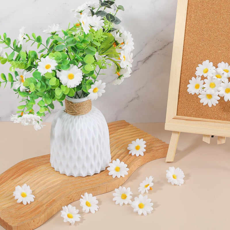 100Pcs 1.5 Inch Artificial Gerbera Daisy Fabric Flower Heads, White Artificial Chrysanthemum Flowers for Wedding Party, DIY Craft