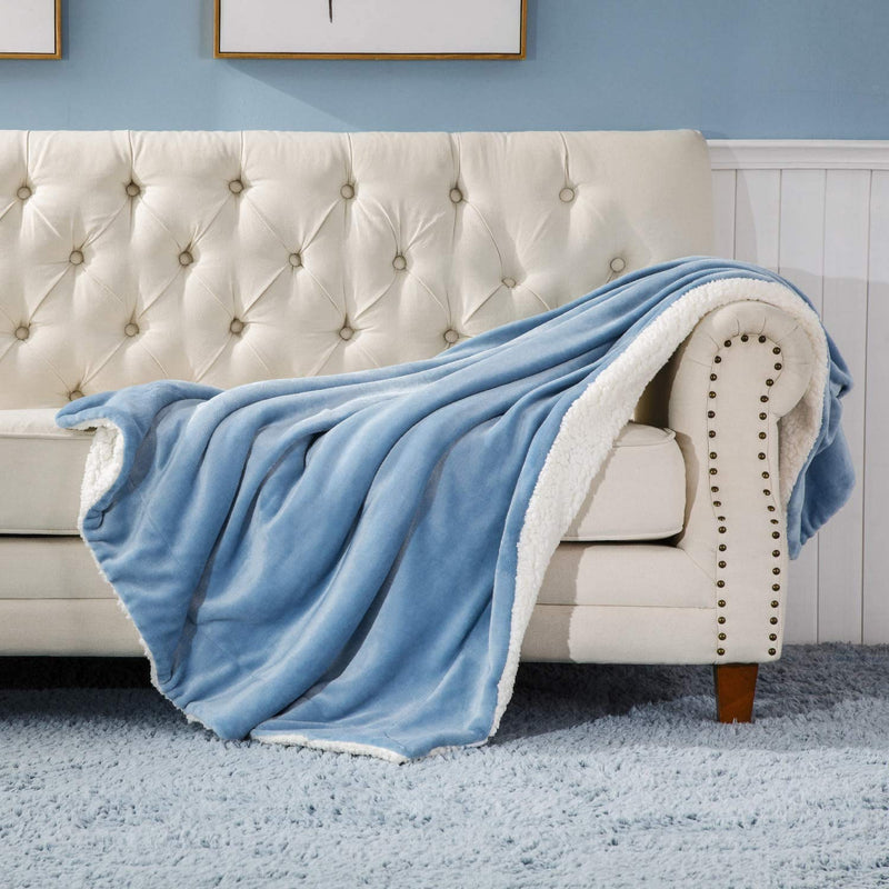 BSB HOME Polyester Micromink Warm Sherpa Super Soft Flannel Solid/Plain Blanket for Light/Mild Winter, Aqua, Size 150 x 230 Cms (Approx 4.7 x 7 ft, Single), Skin Friendly