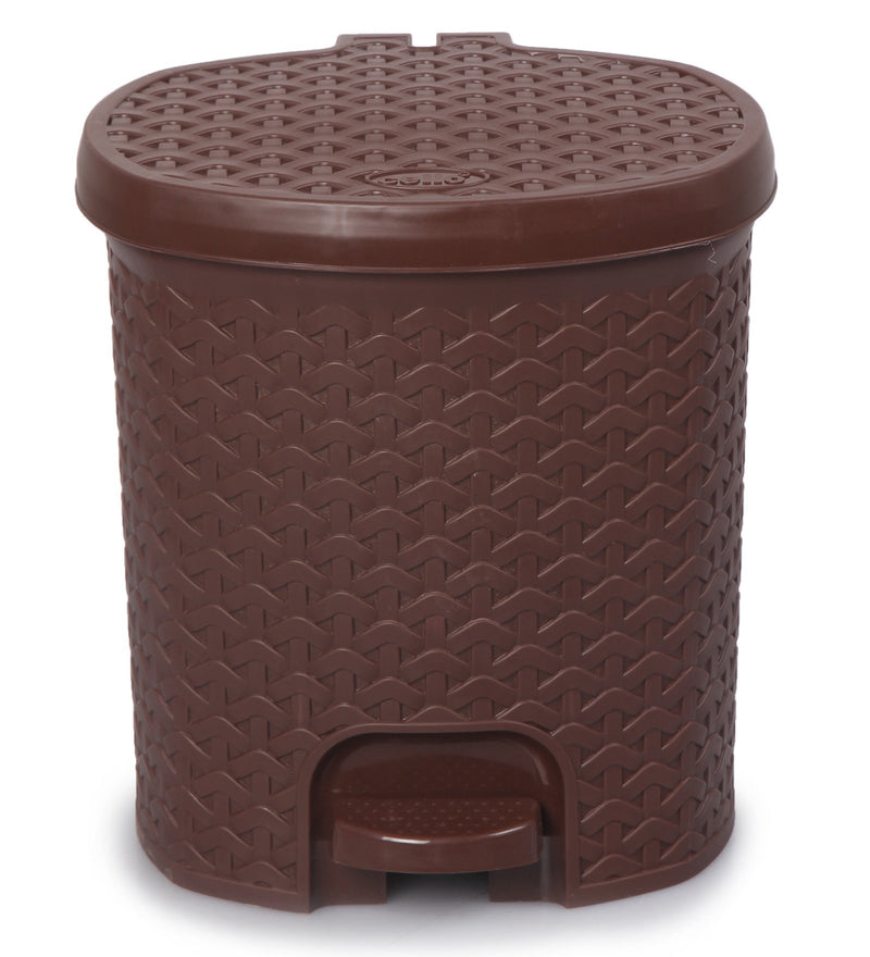 CELLO Classic Plastic Pedal 12 Liters, DustBin with Lid Plastic Garbage Waste Pedal Bin with Inner Bucket for Kitchen/Home/Office/Bathroom (Strong and durable Body)-Brown