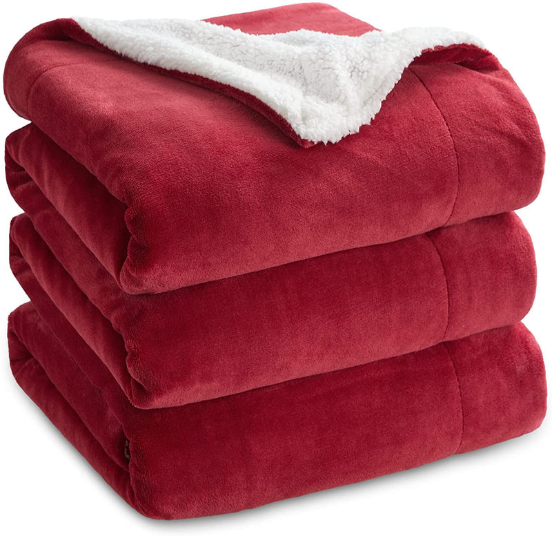 VAS COLLECTIONS All-Seasons Super Soft Flannel Solid/Plain Blanket/Ac Dohars/Duvet/Quilt for Summer, Red & Maroon, Size 225X230 Cm (Double), 200 TC