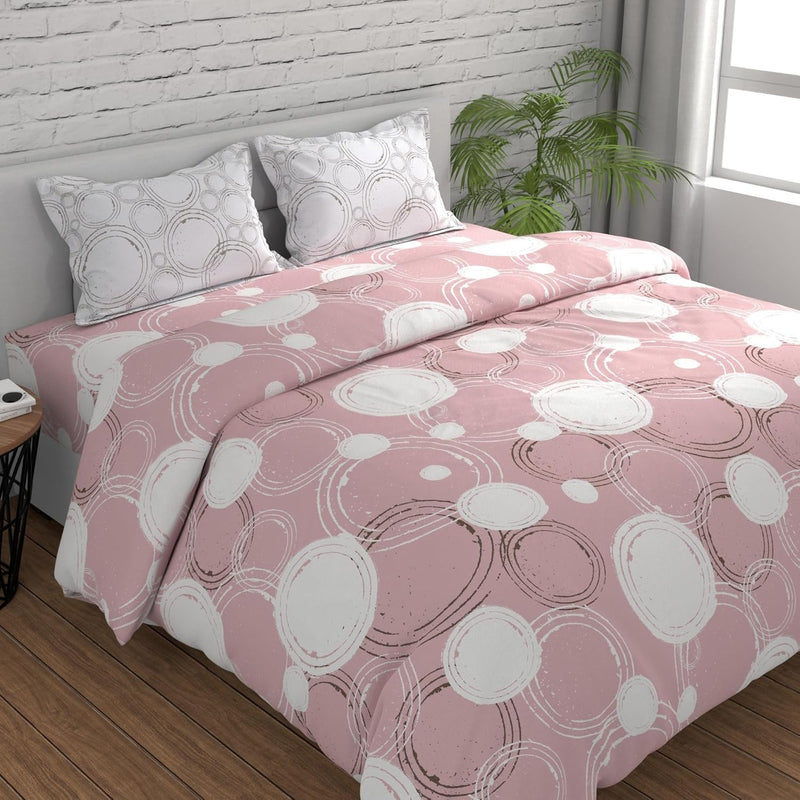 Huesland by Ahmedabad Cotton 144 TC King Size Bedsheet Cotton with 2 Pillow Covers | Sphere | 108 x 108 inches | Pastel Peach & Off White