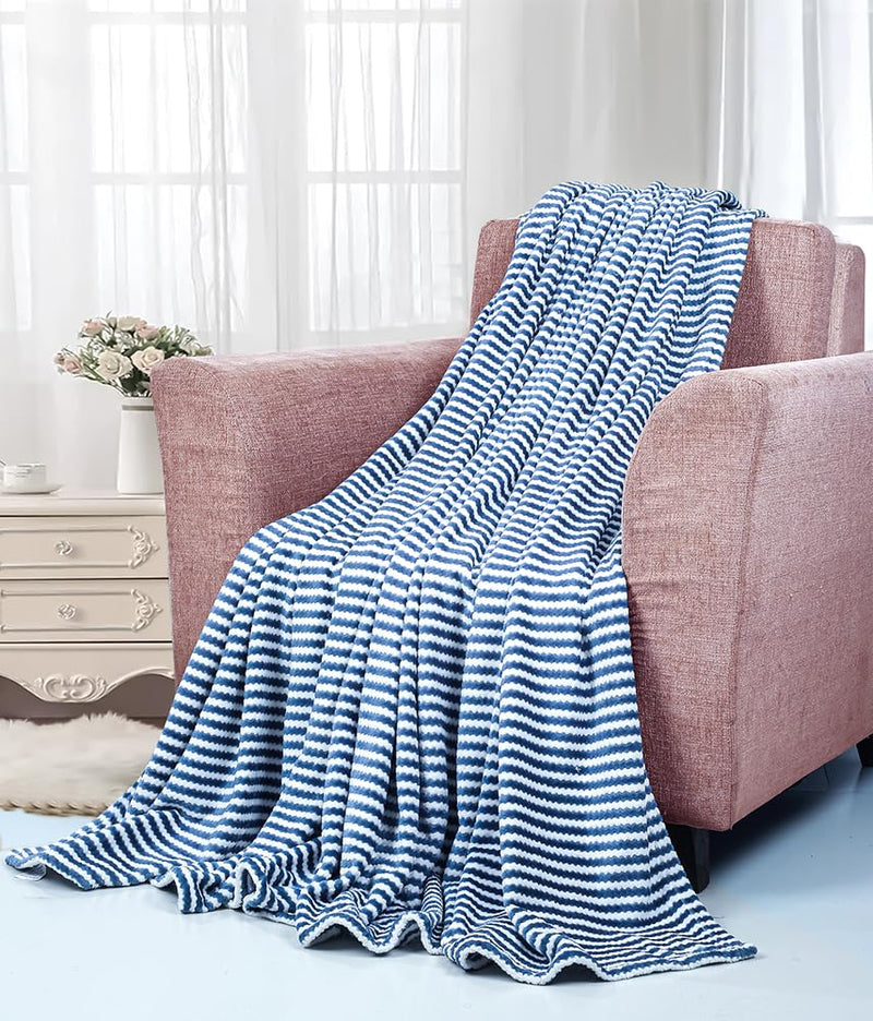 BSB HOME® Premium Plush Single Blanket | 300 GSM Lightweight Cozy Ultrasoft for Bed, Sofa, Travel & Camping| 228x152 cm Blue & White