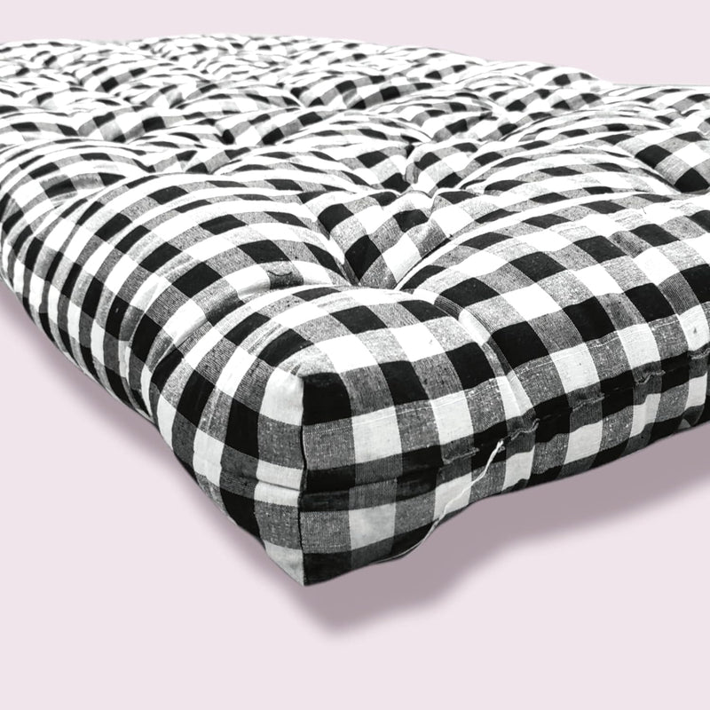 ATOOTFUSION Soft Thick Queen Size 5-Inch Star Cotton Quilt Mattress - Medium Firmness, Foldable & Reversible Star Design - Luxurious White and Black Checkered Gadda/Mattress (48X72X5 Inches)