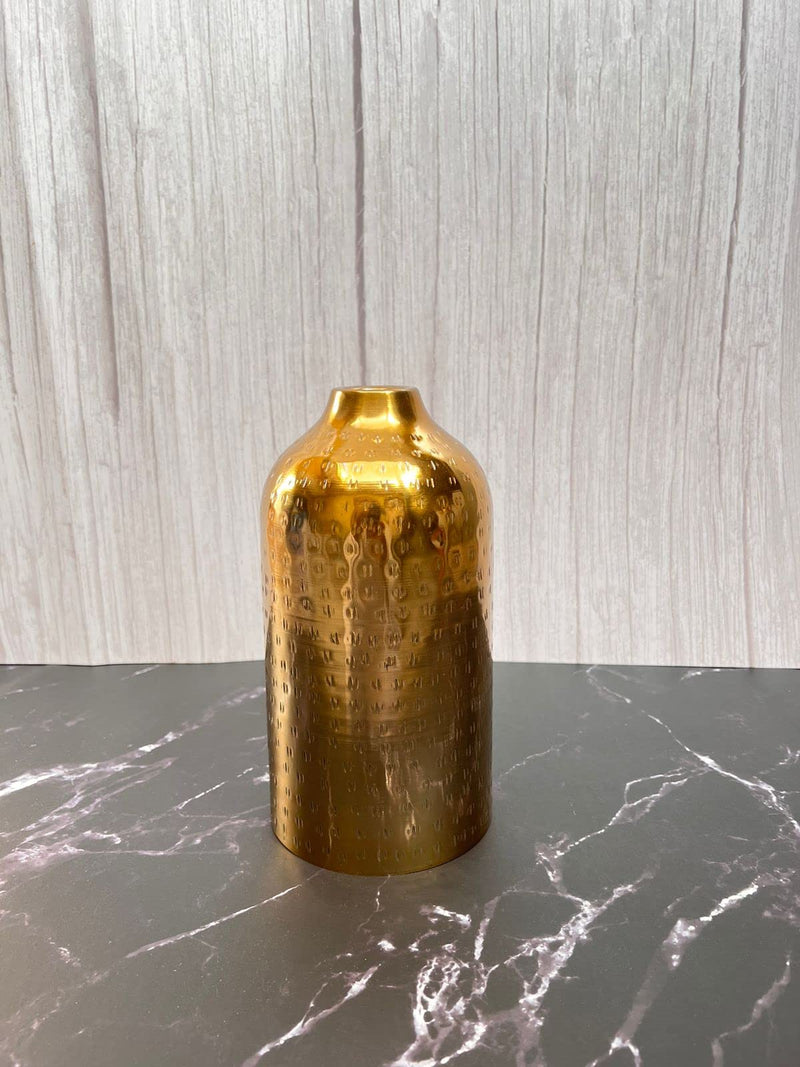 RIZIK STORE™ Iron Metal Shiny Gold Hammered Flower vase for Home Decor, Living Room, Bedroom, Drawing Room, Office Table Centerpiece (Gold) (Pack of 1) (Bamboo)