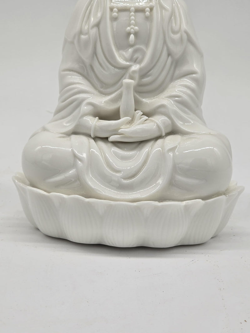 8.5" Fine Porcelain Ceramic Quan Yin Buddha Sitting on a Lotus Statue, Guanyin, Kwan Yin, Kuanyin, Goddess of Mercy, Dehua