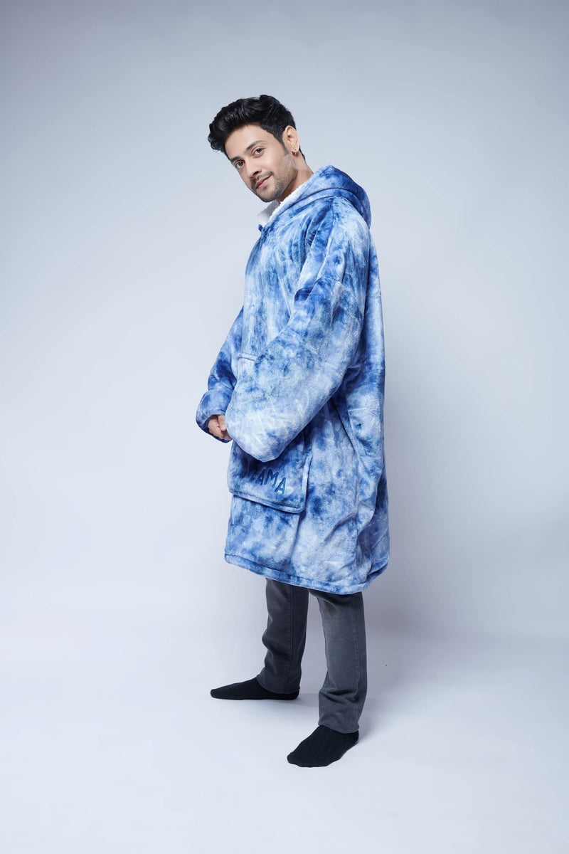 LAMA STORE Premium Sherpa Wearable Blanket Hoodie | Cozy Oversized Hooded Blanket with Large Front Pockets for Women & Men | Tie Dye Blue