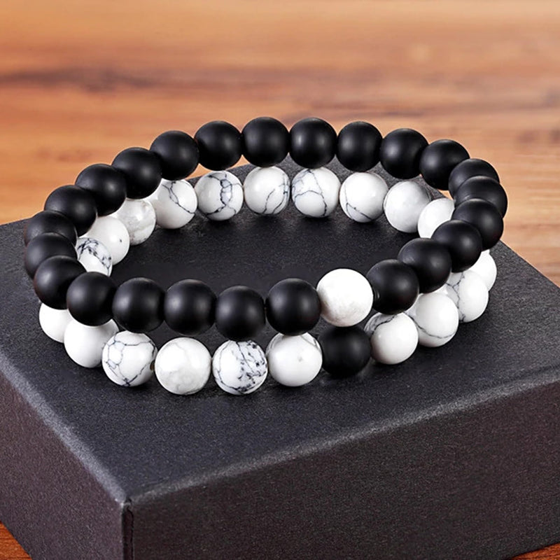 Fashion Frill Stylish Couple Bracelets Black & White Red Natural Stone Onyx Stretchable Wrist Band Heart Magnetic Bracelet For Women Men Boys Girls Love Gifts Friendship Bracelets