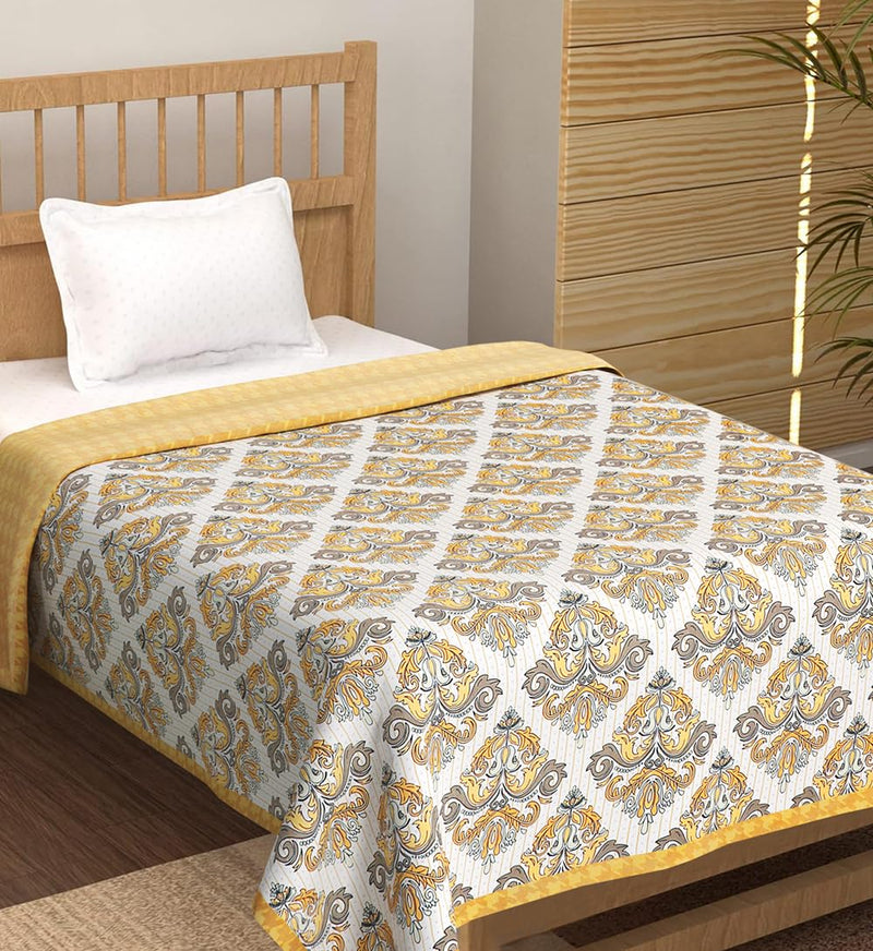 VAS COLLECTIONS Premium Cotton Viscose Dohar/AC Quilt/Blanket for Single Bed Size (60 x 86 inches) |Lightweight Dohar - 250 GSM | 3 Layer Single - 150x220 cms - White & Gold