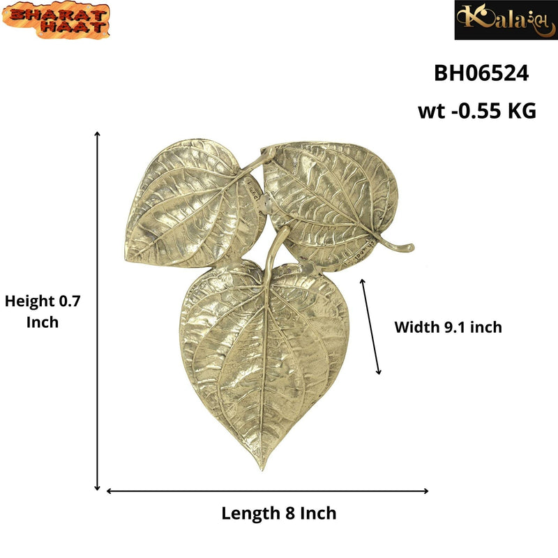 KALARAMBH Brass Leaf Design Fancy Cigarrete Ashtray for Home Living Room Table Decor Git Items Collectible Handicraft Art, Yellow, 8 x 9.1 x 0.7 Inch (L x W x H)